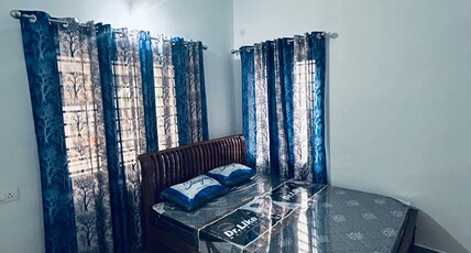 Vyshnavi home stay Room Type - 2 BHK APARTMENT WITH BALCONY