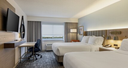 Crowne Plaza FT. MYERS GULF COAST Room Type - 2 Queen Standard