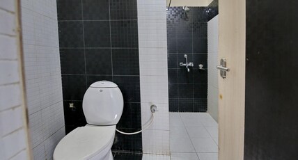 THE HINDUSTAN RESIDENCY Room Type - EXECUTIVE DELUXE ROOM