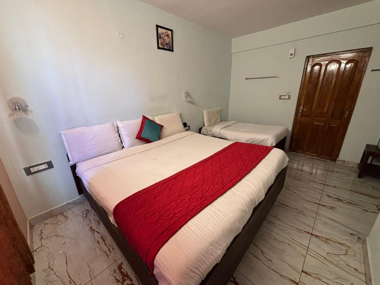 Ponmurugan Residency - Tap to explore photos