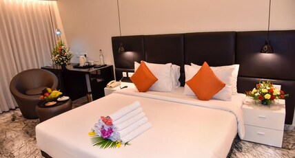 CJ Pallazzio Room Type - Luxury Suite - With Free Wi-Fi