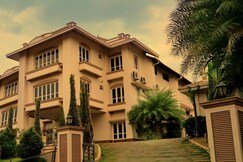 Hotel Nakshatra Regency Koppam