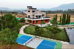 The Royale Mansion 5bhk Villa Turf Pickleball