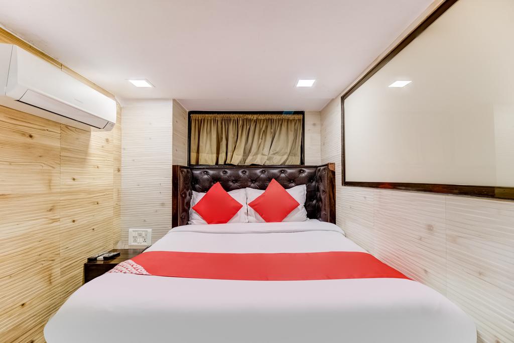 HOTEL QAMAR - Tap to explore photos