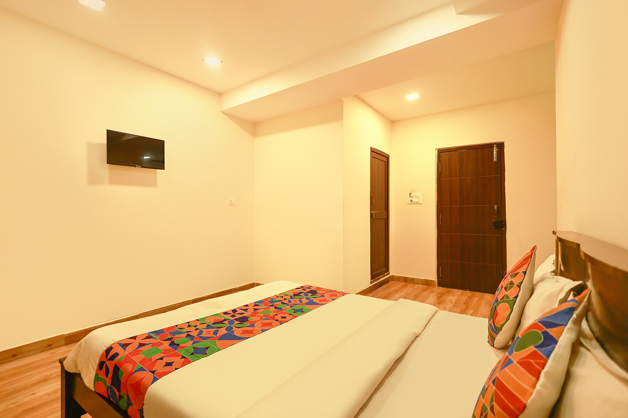 FabHotel Akshaya Bheemas Inn - Tap to explore photos