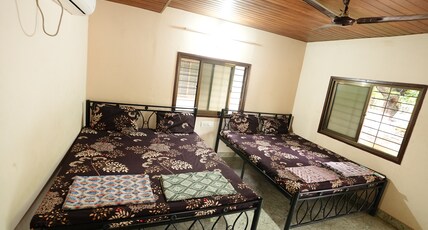 NIVANT AGRO EXPERIENCE. Room Type - Deluxe Ac Room
