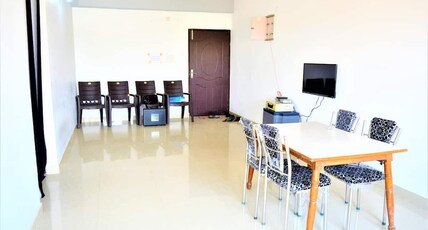 Pretty Garden View Beautiful Flat Near Kashi Vishwanath Room Type - Pretty Garden View Beautiful Flat Near Kashi Vishwanath