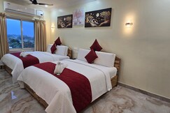 HOTEL KCR GRAND