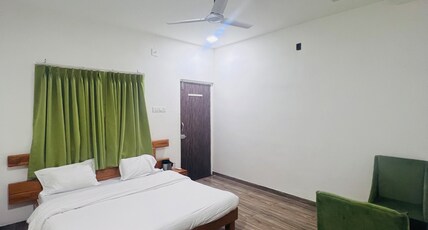 DHANLAKSHMI ORCHARD RESORT Room Type - Deluxe Room