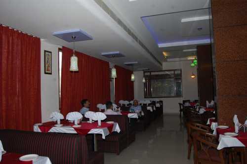 Hotel Shine 72