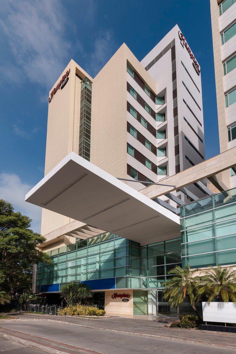 Hampton by Hilton Barranquilla - Tap to explore photos