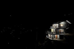 The Boonies - 3-Rooms Retreat with Jacuzzi