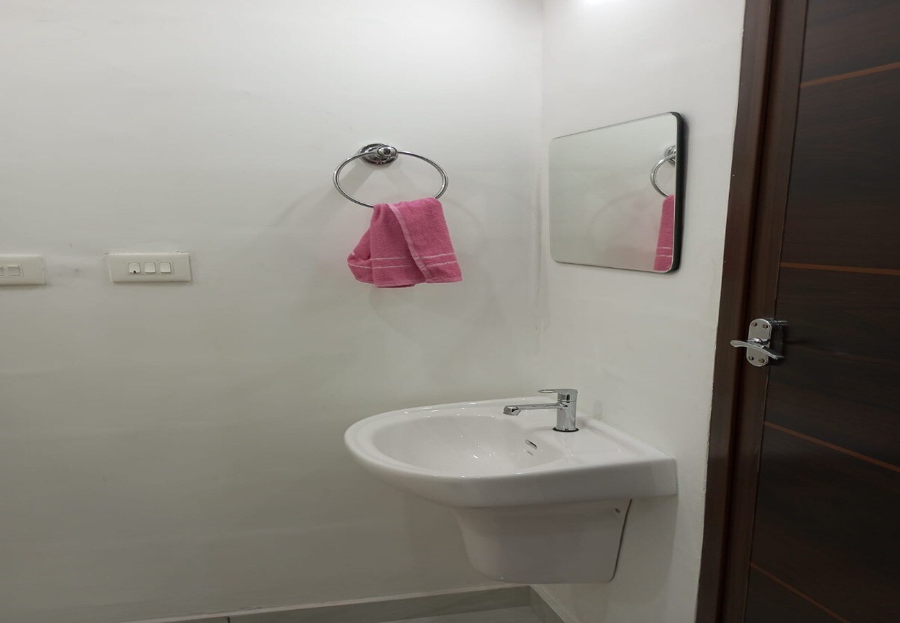 Munroe Vision Panakkattu Homestay - Tap to explore photos