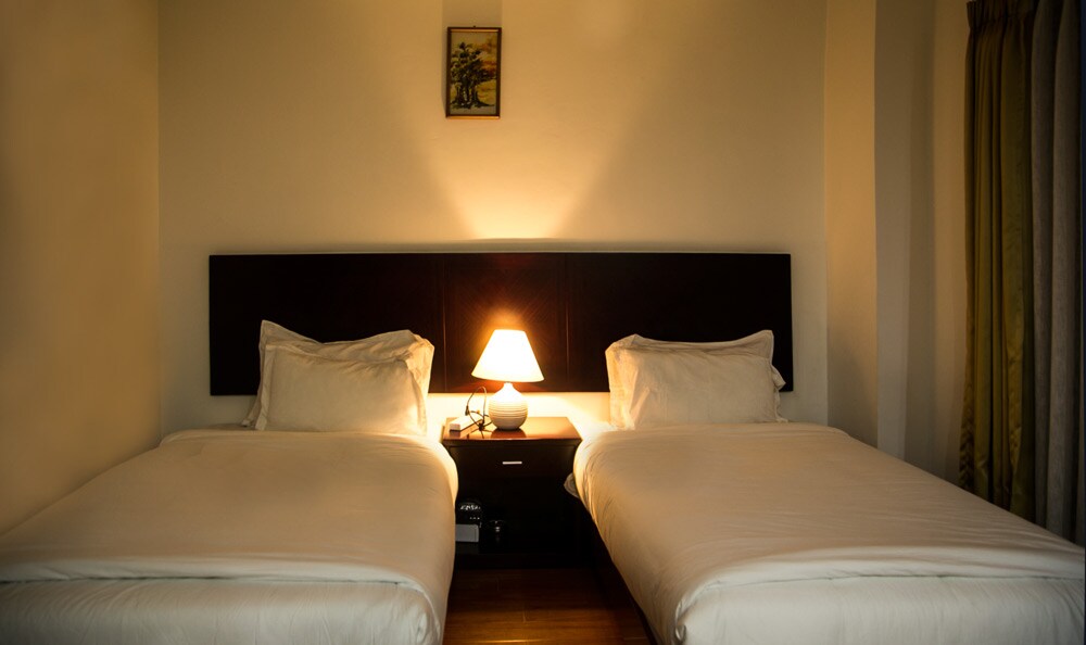 Dorji Elements - Tap to explore photos