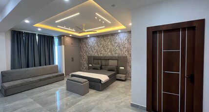 Siya Hotel and Marriage Garden Room Type - Luxury AC Suite