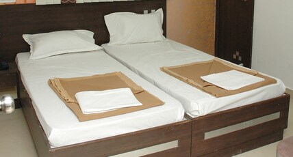 Hotel Raj Mahel  Room Type - AC Deluxe Room