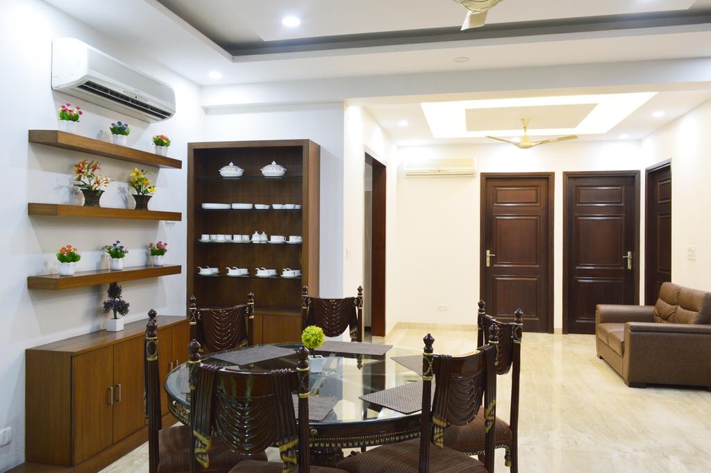 When In Gurgaon - Service Apartments, Near Medanta Medicity - Tap to explore photos