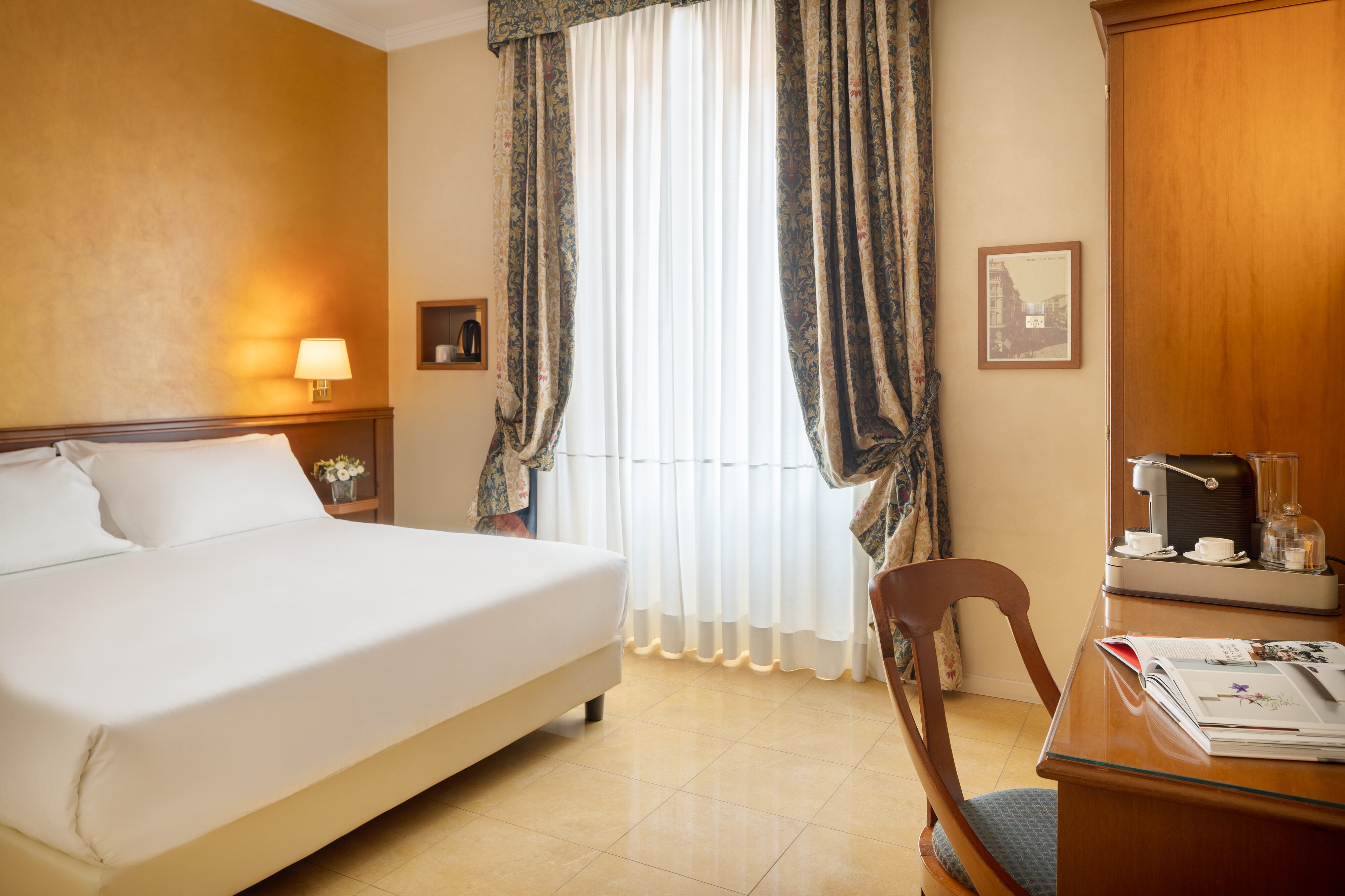 UNA Hotels Galles Milano - Tap to explore photos