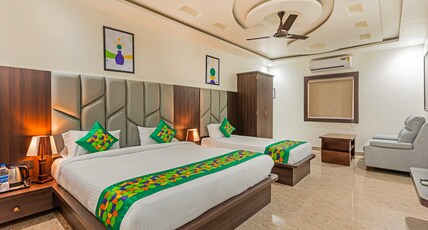 Treebo Sloka Residency Room Type - Spacious Premium Room
