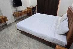 Rooms of Collection O Anand Junction Formerly Golden Retreat Hotel