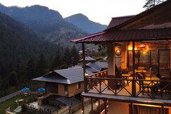 The Pahadians cafe & stay