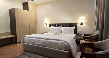 Mastiff Select Medha Plaza,Deoghar Room Type - Premier with Breakfast