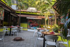 Jungle Hostel by MangoTree