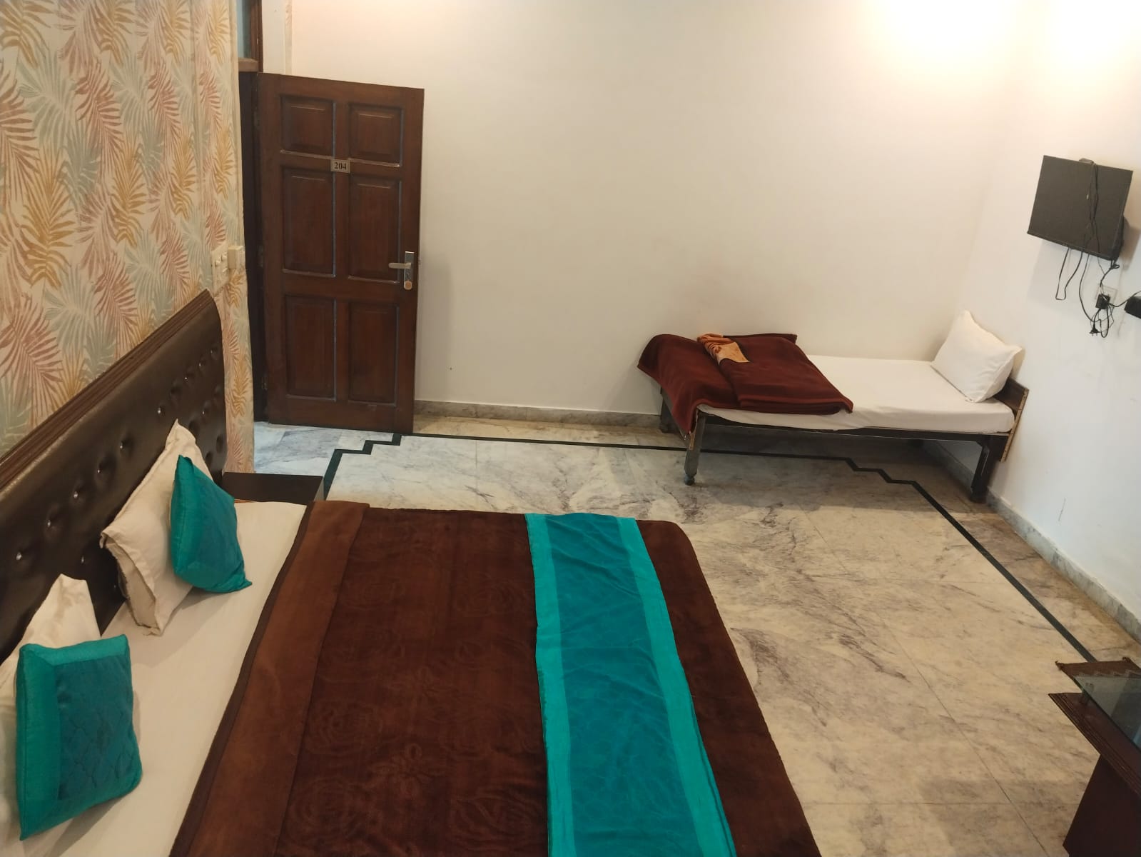 Hotel Shivanta Residency - Tap to explore photos