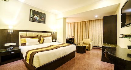 Hotel Blue Sapphire Room Type - Super Deluxe Room Hotel Blue Sapphire Room Type - Super Deluxe Room