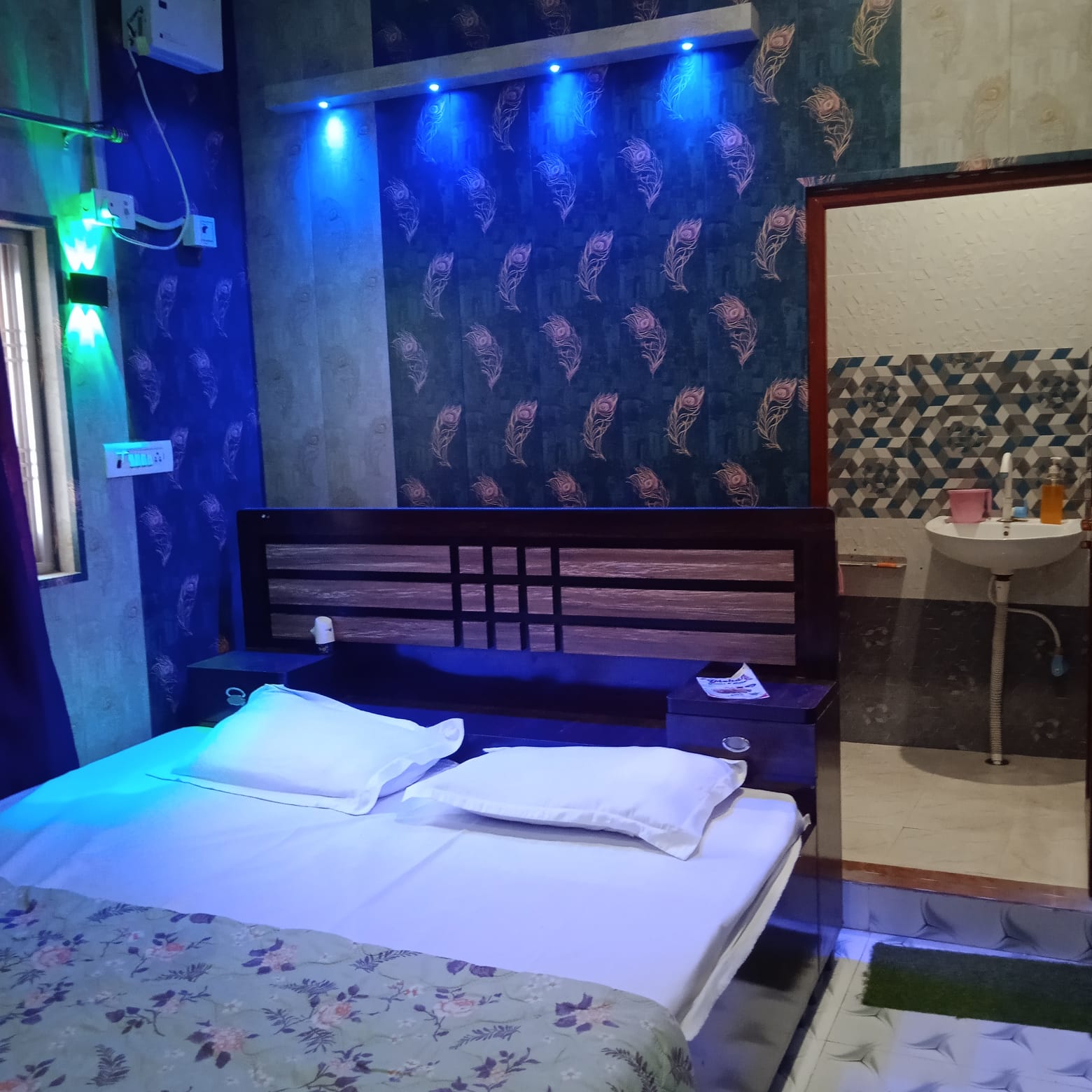 Gopal Kunj Homestay - Tap to explore photos