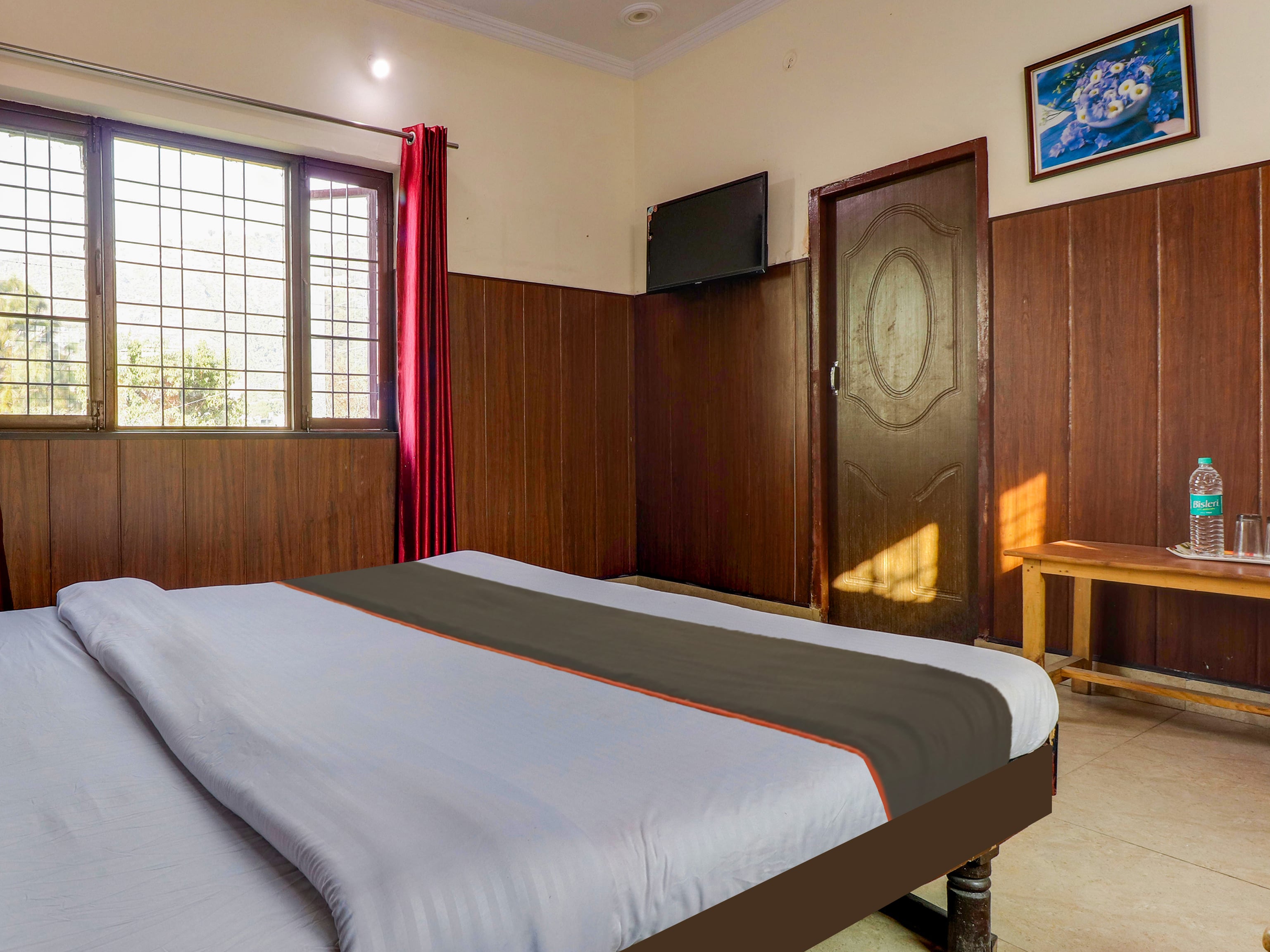 OYO 822384 Heaven Home Stay - Tap to explore photos