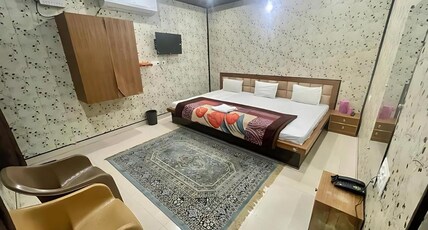 HOTEL AWADH VILAS AYODHYA Room Type - Four Bed