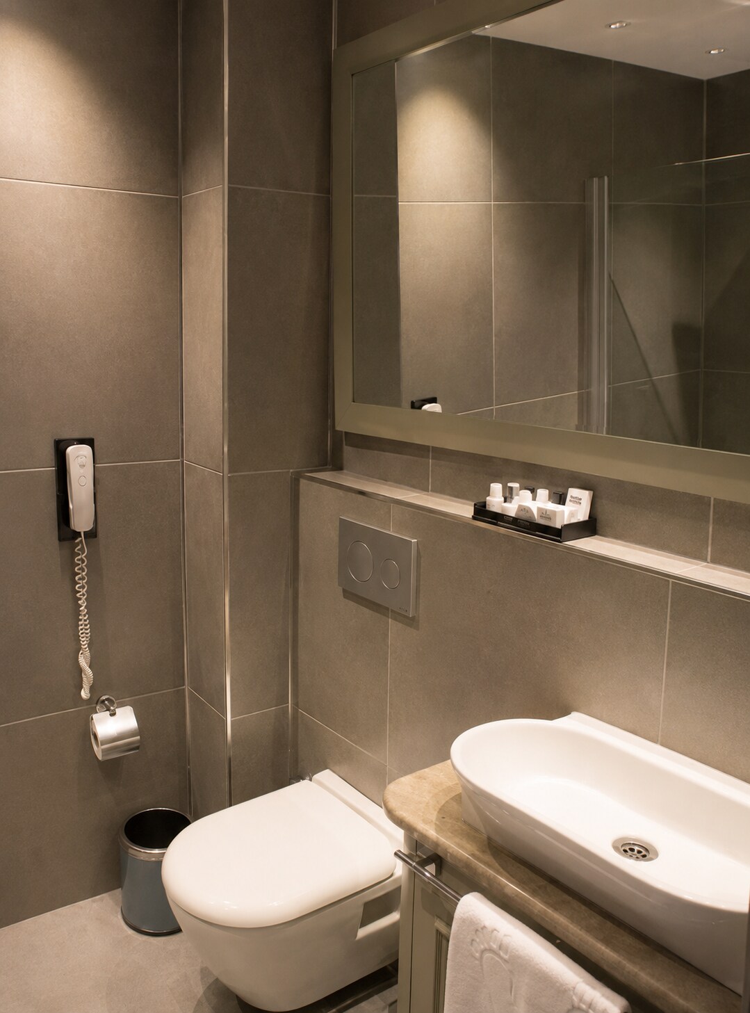Mayer Hotel Istanbul - Tap to explore photos