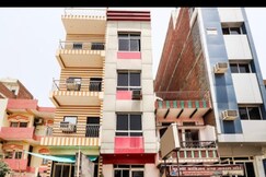 SURAJ GUEST HOUSE Varanasi