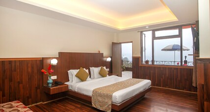 Jain Group Hotel Sonamchen Room Type - Suite Room With Mountain View