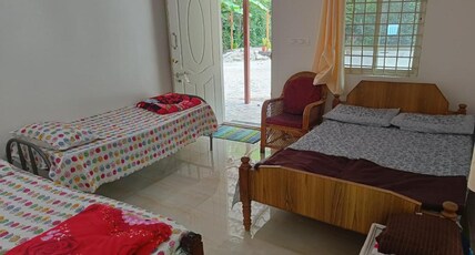 Bird Tweet Homestay Room Type - Quadruple Room with Private Bathroom