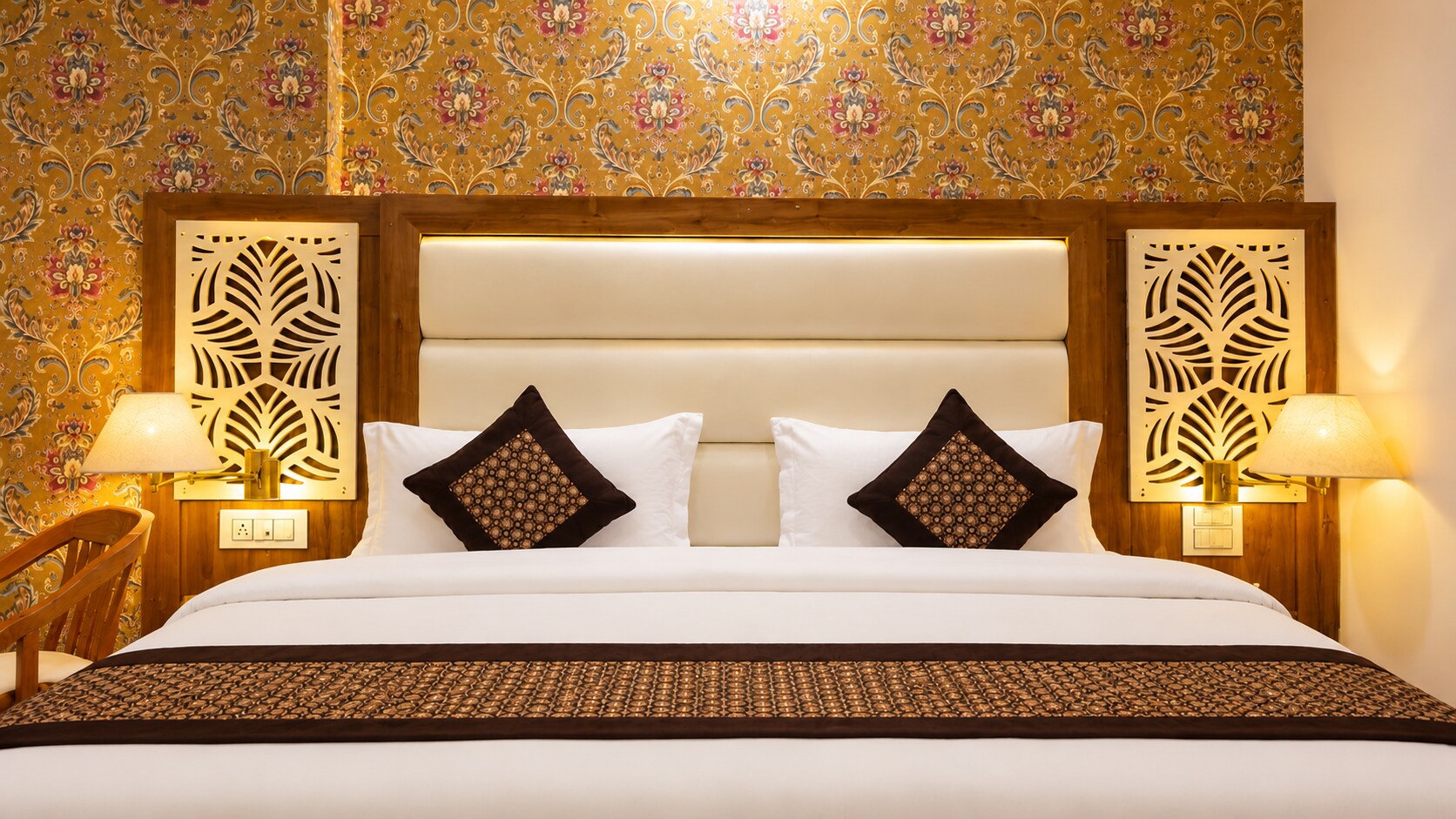 Hotel Haveli Resort Roots - Tap to explore photos