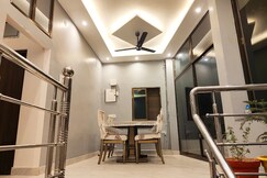 The Maa Vaishno Ayodhya / Walking distance from Ram Mandir