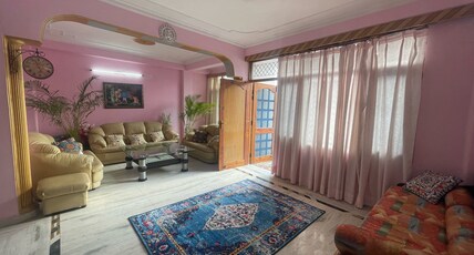Notting Hill House BnB Room Type - Buckingham Superior Suite with Attached Balcony (1 Big Washroom) Notting Hill House BnB Room Type - Buckingham Superior Suite with Attached Balcony (1 Big Washroom)