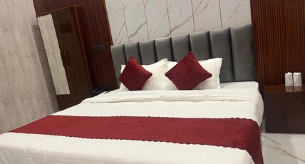 Sri Viswanath Retreat near Kashi Viswanath mandir Room Type - Deluxe  rooms
