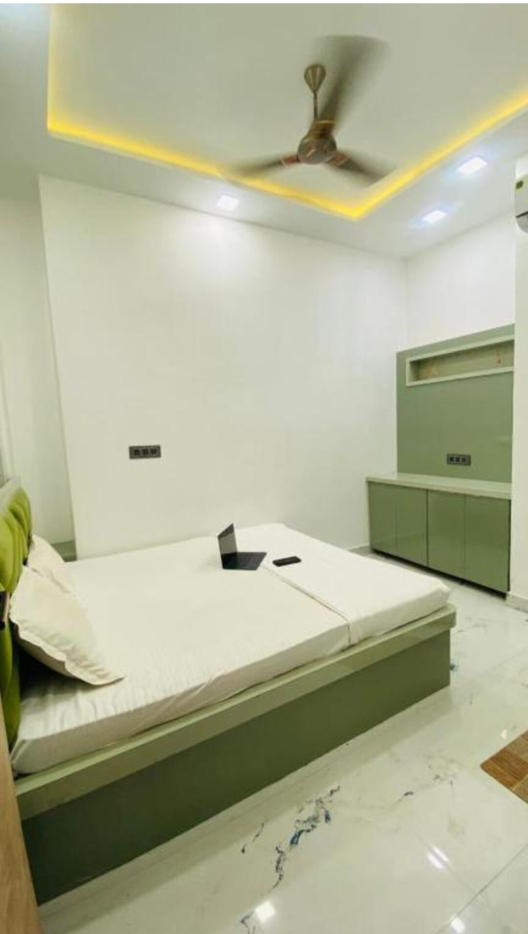 Shyam shree (P) guest house - Tap to explore photos