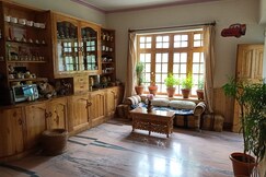 Nathula Homestay | Rooms & Cafe