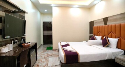 Elegant Beach Resort & Spa Room Type - Premium Room with Balcony Side Sea View