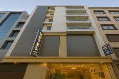 Hotel Emerald Suites & Banquet