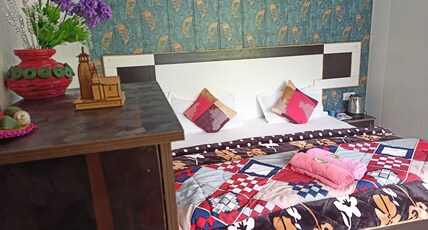 Hotel Maangal Vedic Room Type - Mangal comfort Deluxe Double Room