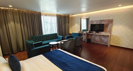 The Emerald Hotel & Siya Milan Banquets Room Type - Club Suite The Emerald Hotel & Siya Milan Banquets Room Type - Club Suite