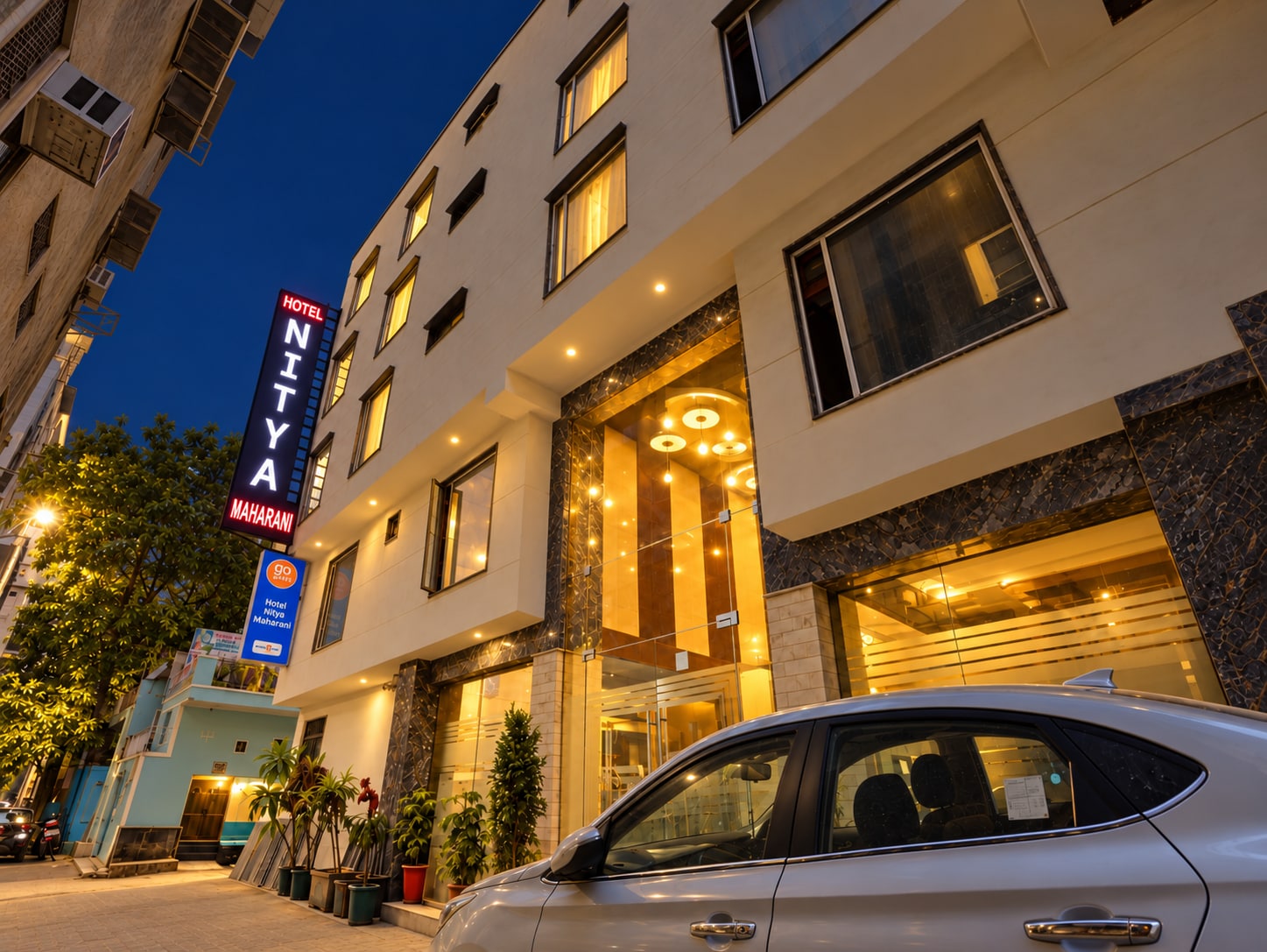 Staybook Hotel Nitya Maharani - Tap to explore photos