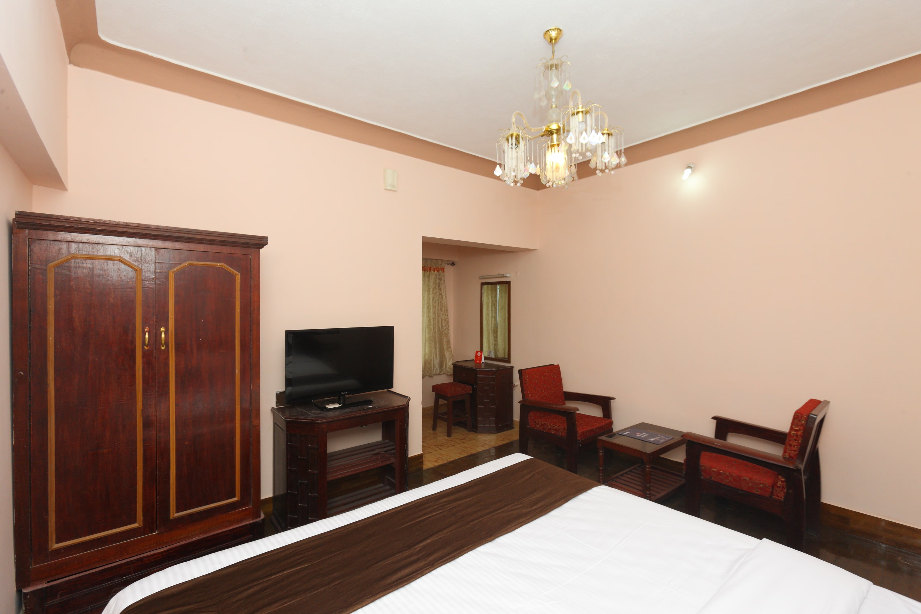 Hotel Mount View - Tap to explore photos