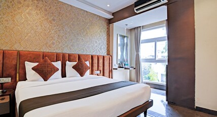 Hotel Galaxy Inn Room Type - Premium Rooms