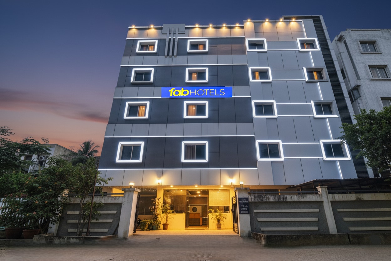 FabHotel Tals Hitech - Nr. Jubliee Enclave, Hitech CIty - Tap to explore photos